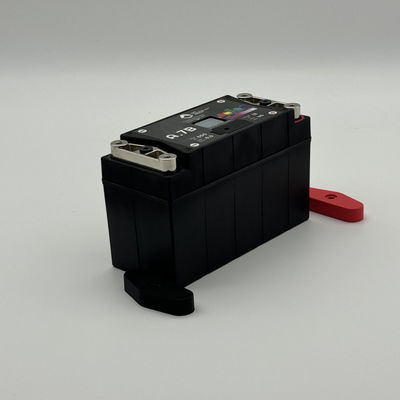 Bateria de arranque de motocicleta de 12 V 6A Bateria de lítio de 12,8 V para emergências ao ar livre