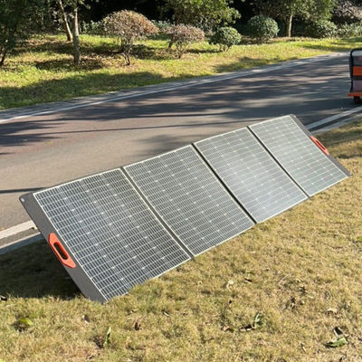 22Eficiência de conversão de 0,8% e painéis solares dobráveis de 200W para excursões ao ar livre em RV