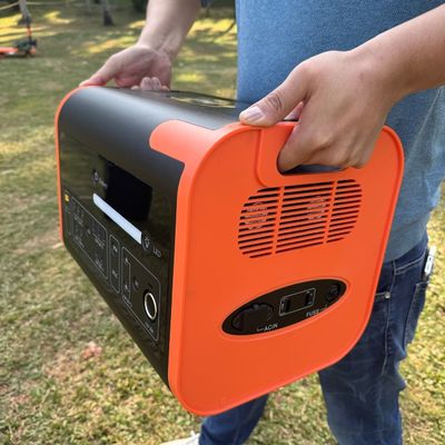 Gerador Solar 2200W Fornecedor de Energia Estação de Energia Portátil com Inversor de Ondas Sinusoides Puro