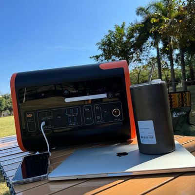 Tabela de geração de energia solar portátil AT22 2200W Potência nominal de saída para acampamento de automóveis