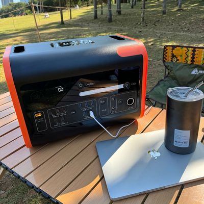 Customização Pure Sine Wave 220V 2048wh LiFePO4 gerador para estação de energia móvel
