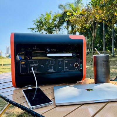 Personalização para gerador de bateria portátil LiFePO4 de 2200W Perfeito para casa e fora