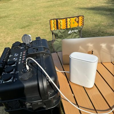 38 kg Central de energia para acampamento Carregador de emergência e fonte de alimentação UPS 3000W 610*440*250 mm