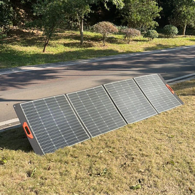 300W Painéis solares dobráveis para acampamento Células monocristalinas Sistema doméstico pequeno