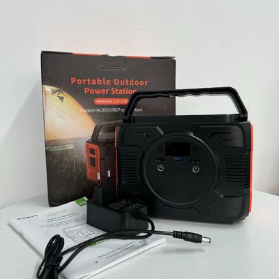 Gerador de vento solar de 200W de saída AC de onda modificada para acampamento RV Pesca noturna de emergência