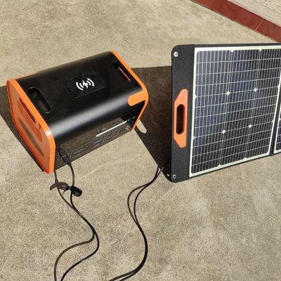 2200W de potência constante LiFePO4 Estação de energia solar com capacidade motriz de 4000W