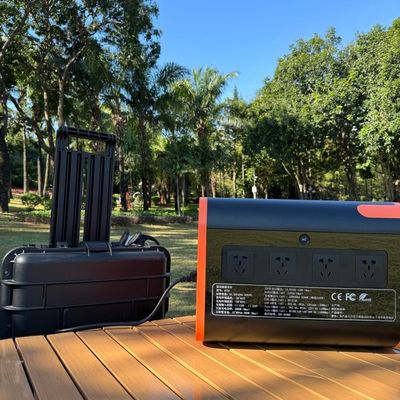 Estação de energia portátil 600W 1500W 2000W 2200W Bateria de lítio gerador solar recarregável para acampamento ao ar livre e emergência doméstica