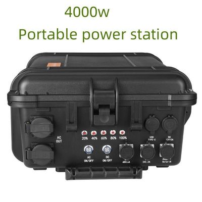 Estação de energia móvel multifuncional de grande capacidade LiFePO4 220V 4000W para emergência