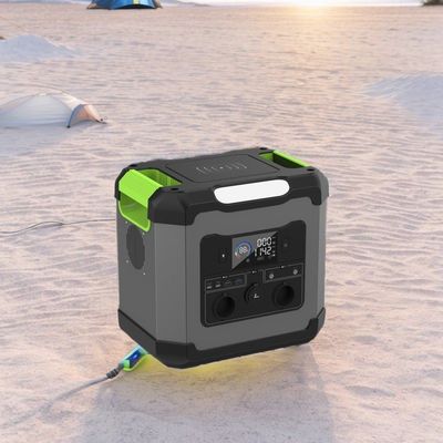 Estação de energia solar de emergência portátil de 1500W com tensão de saída AC 110/230V-50Hz/60Hz
