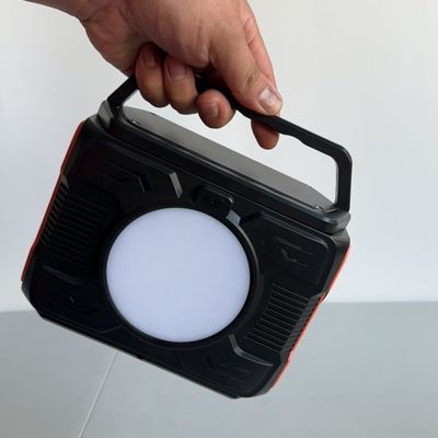 Gerador de bateria de lítio leve de 200 W com saída QC3.0 e entrada/saída tipo C