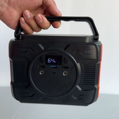 Gerador de bateria de lítio leve de 200 W com saída QC3.0 e entrada/saída tipo C