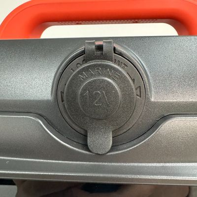 Balcão RV Gerador móvel portátil de luz forte Luzes LED e Tipo C1 Entrada/Saída