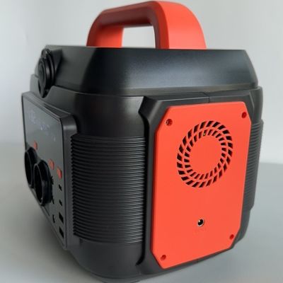 Gerador solar portátil de 600W com saída de energia móvel USB DC AC tipo C é MPPT