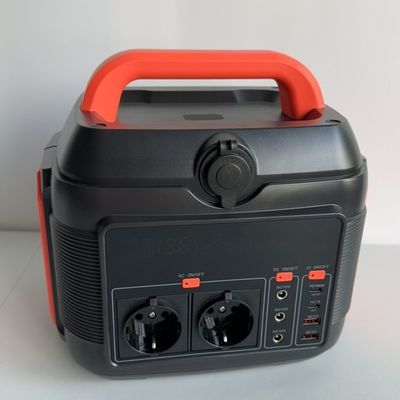 Gerador solar portátil de 600W com saída de energia móvel USB DC AC tipo C é MPPT