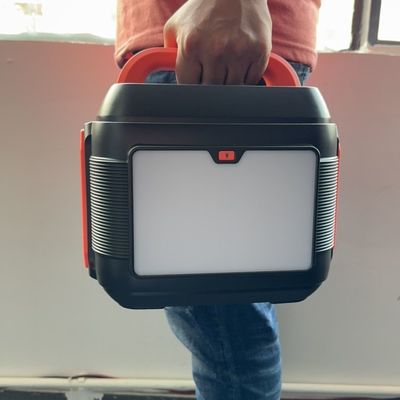 Gerador solar portátil de 600W com saída de energia móvel USB DC AC tipo C é MPPT