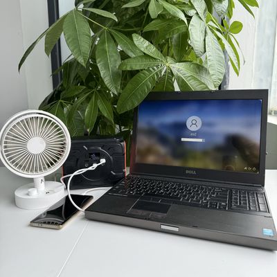 Estação de energia móvel portátil com luzes LED Voltagem de saída AC 110/220V-50Hz/60Hz 200W