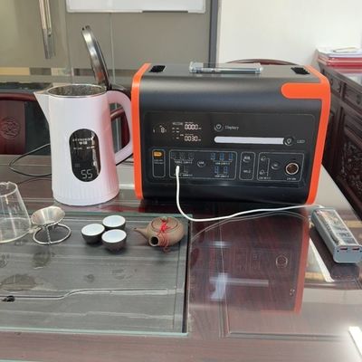 Gerador de armazenamento de energia solar portátil de 600W com carga rápida de 1500W e central de energia de 2200W