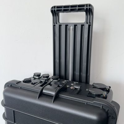 Modo de carregamento do adaptador de CA Sistema de bateria de armazenamento de energia LiFePO4 para geração de energia