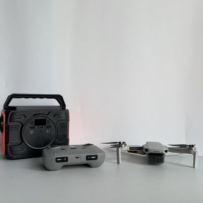 200W AC Output Estação de energia solar portátil 110/220V-50Hz/60Hz 173wh Bateria de lítio