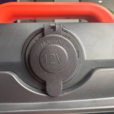Estação de alimentação portátil de apoio de 110V/220V com saída de 600W/1500W e saída de CC 12-13V 10A