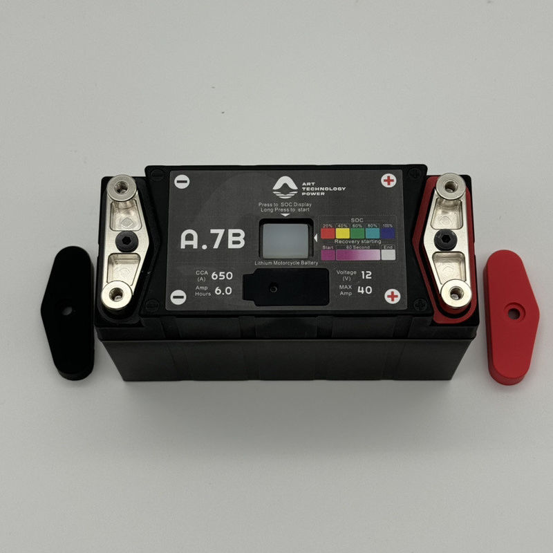 Bateria de arranque de motocicleta de 12 V 6A Bateria de lítio de 12,8 V para emergências ao ar livre