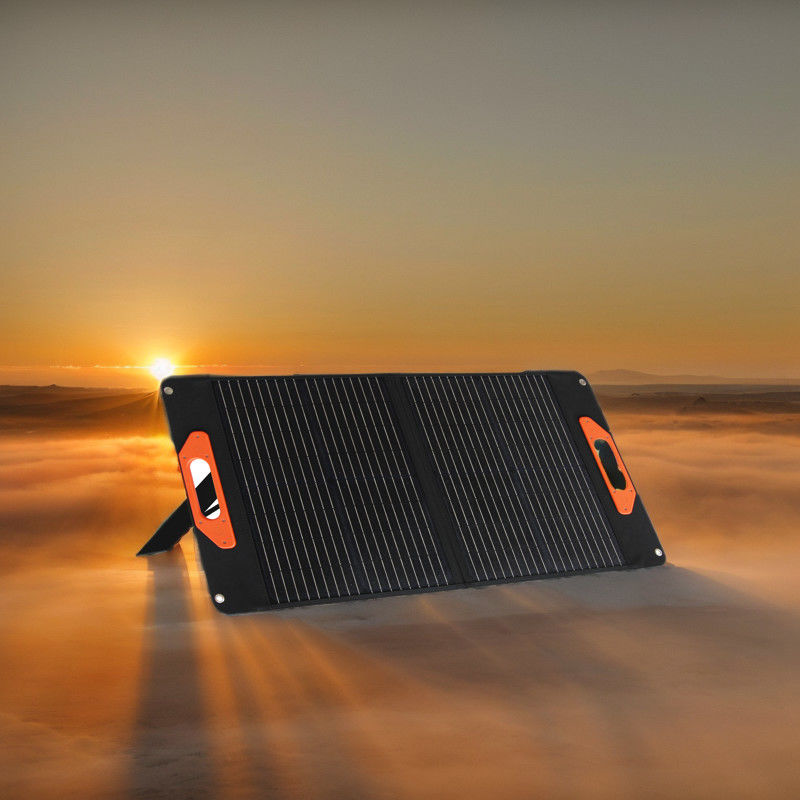 22Eficiência de conversão de 0,8% Painel solar 50W 60W 100W 200W para pequenos sistemas solares