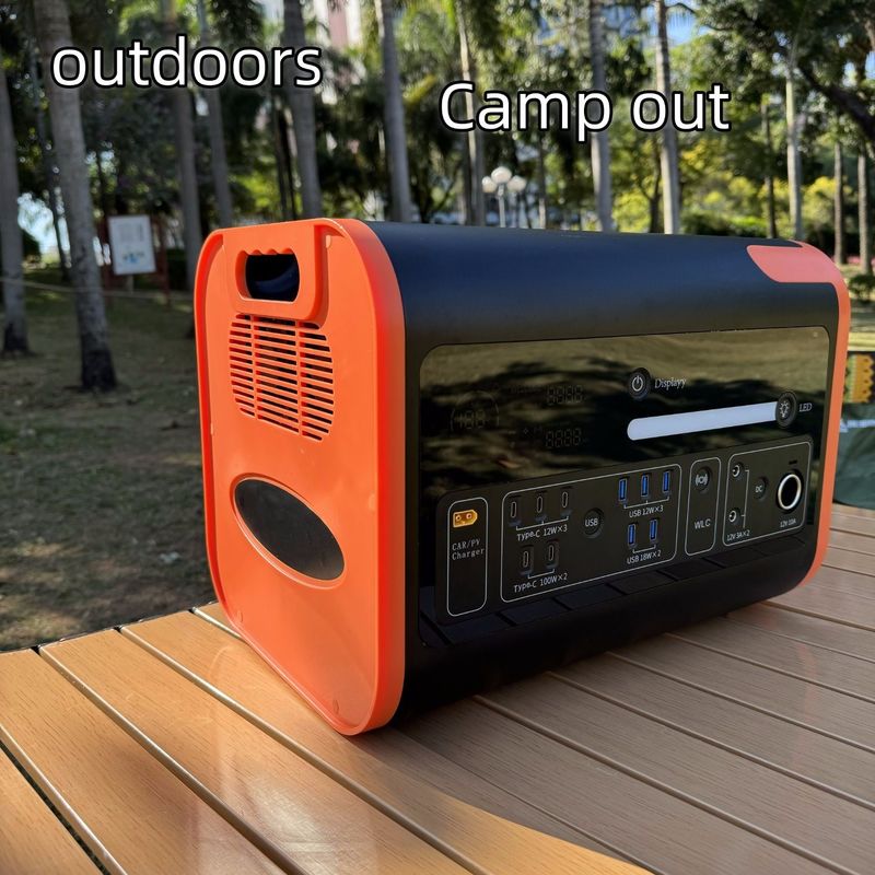 Sistema de armazenamento de energia exterior portátil para uso doméstico negro com bateria LiFePO4 de 2200W