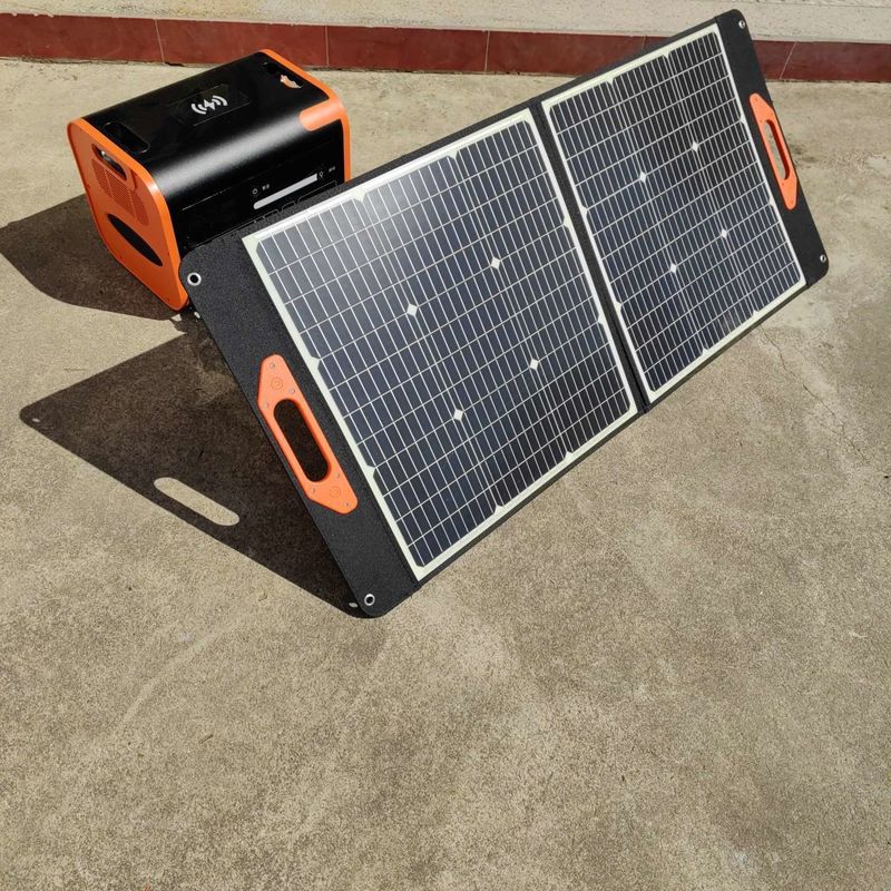 800W Max Sistema de inversor de estação de energia solar para carregamento de automóveis para uso externo e de emergência