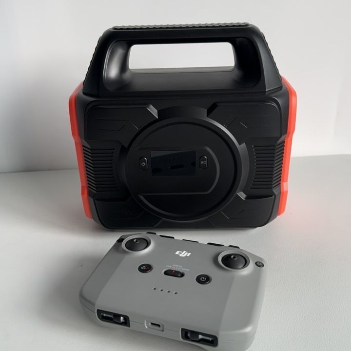 Sistema de armazenamento de energia portátil 300W Central de energia reciclável para acampamento ao ar livre 288wh
