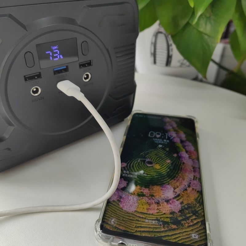 Gerador de energia solar portátil de 200W A melhor escolha para acampar ao ar livre na América do Sul