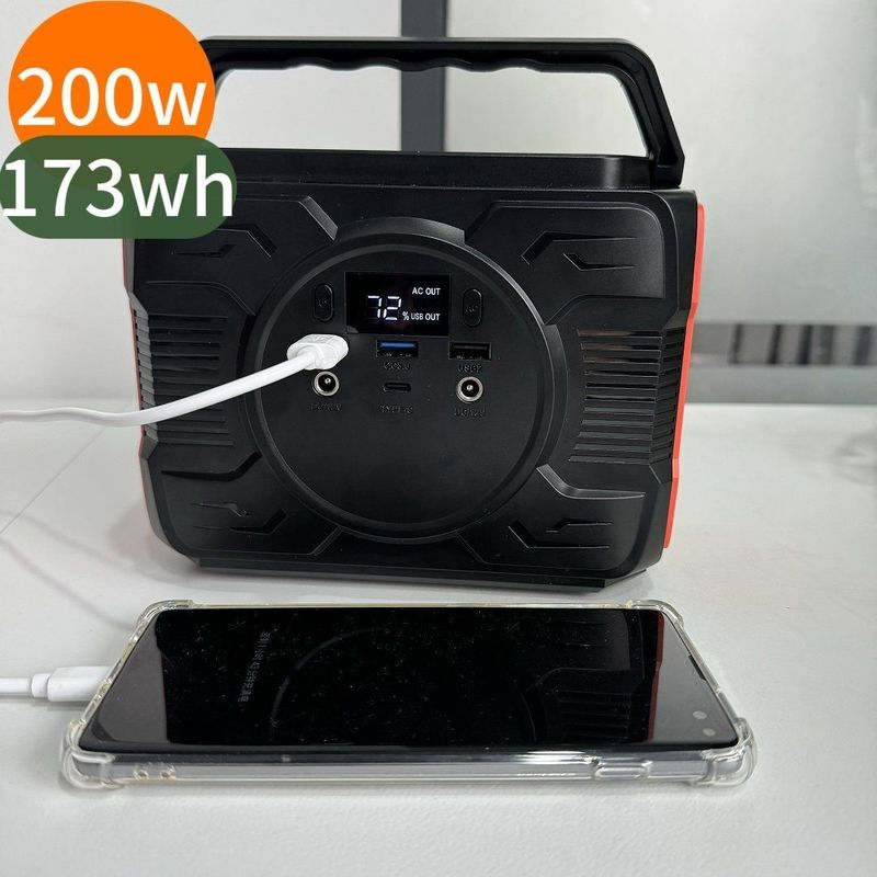 200W/300W/400W Gerador híbrido portátil de vento solar perfeito para América do Norte ao ar livre