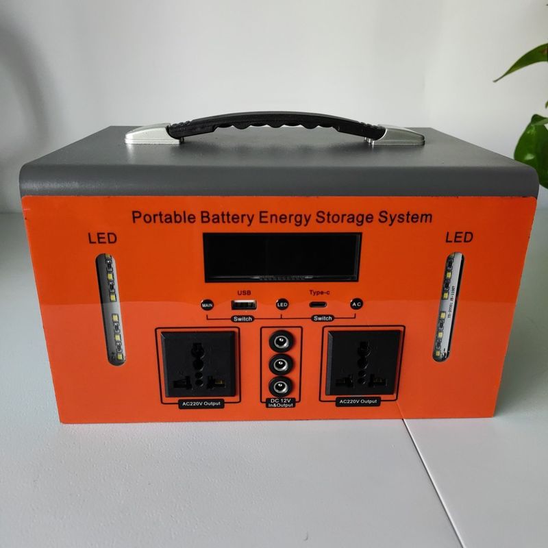 Estação de energia portátil de 300W/500W para acampamento e emergência doméstica USB DC Saída 5V/10W Max