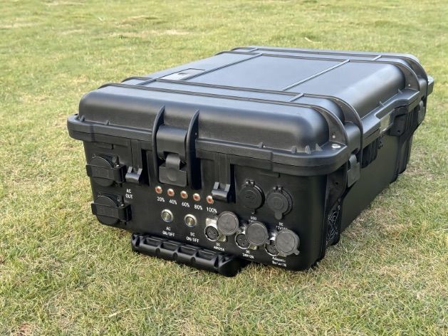 4000W Manufacturer′ S Maximum Discount Solar Mobile Power Supply Power Station